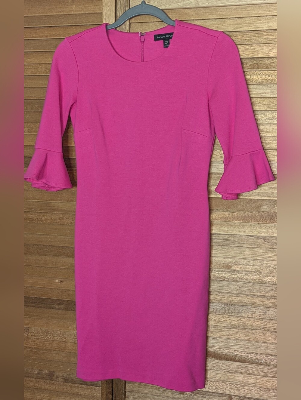 🔥FINAL🔥Banana Republic Hot Pink Bell-Sleeve Sheath Midi Dress